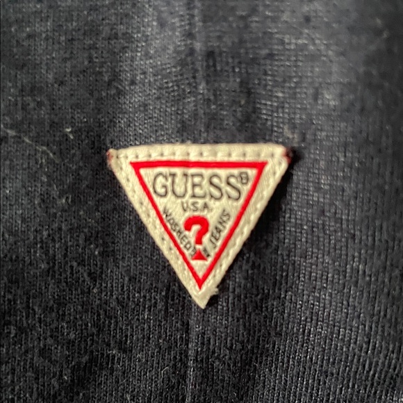 GUESS Jet Black V-Neck Tee - Picture 3 of 4